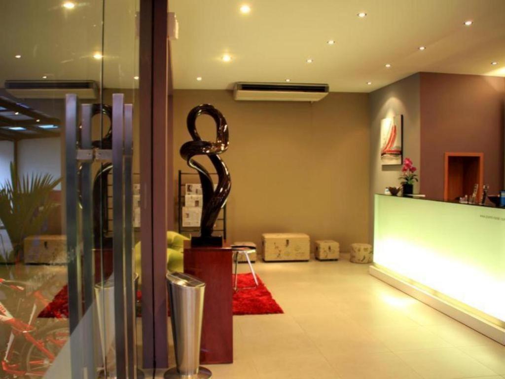 Plan B Hotel Padang (Sumatra) Exterior foto
