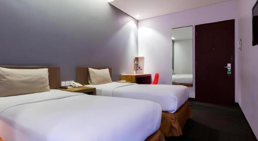 Plan B Hotel Padang (Sumatra) Exterior foto